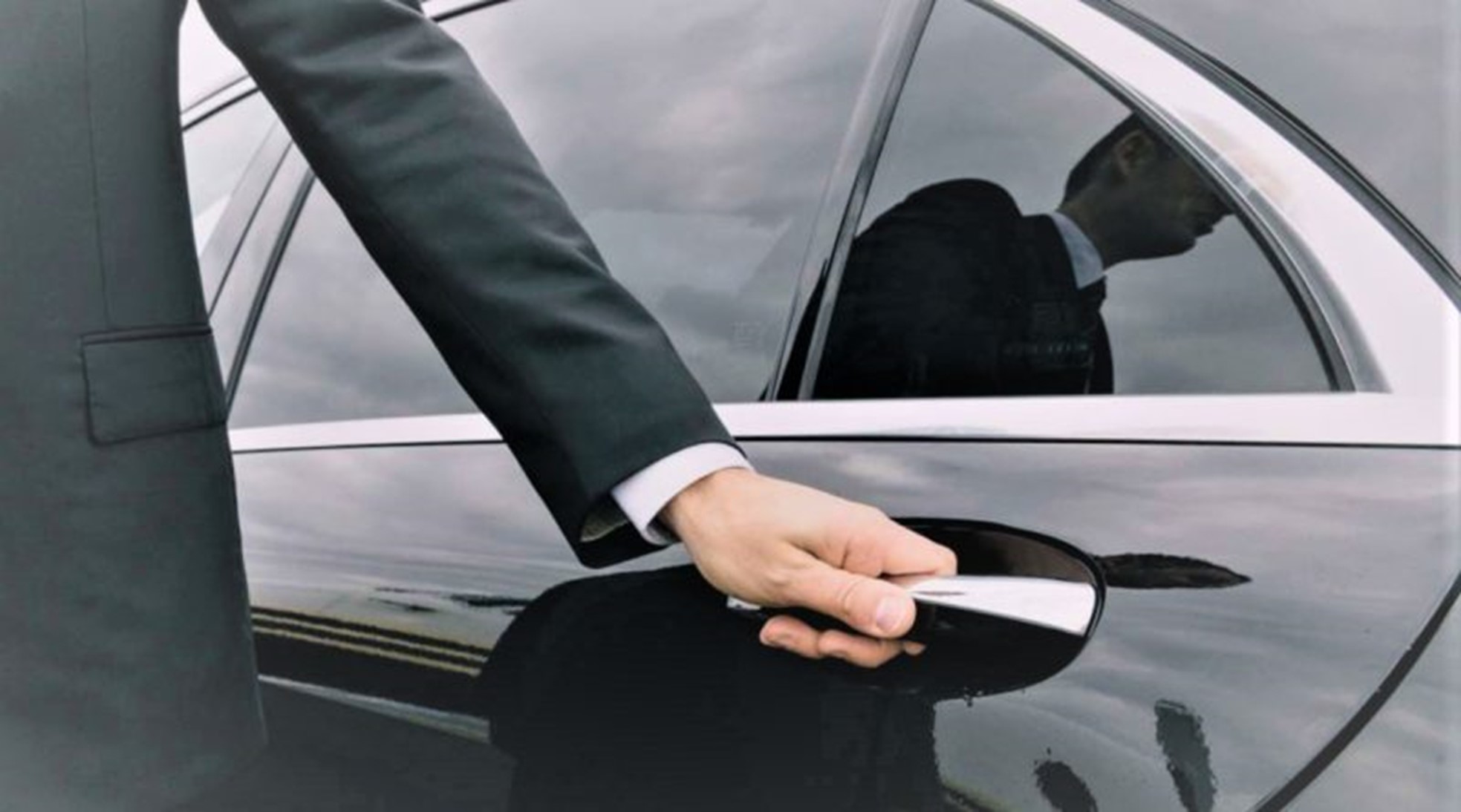Why is it better to book a private transfer ?